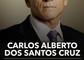 General Santos Cruz critica ataques à democracia e pede união nacional em novo livro
