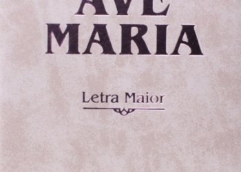 Bíblia católica mais lida e conhecida do Brasil é apresentada no formato médio com letra maior