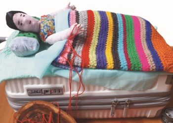 Hora de brincar! 4 dicas para exercitar a   criatividade das crianças sem sair de casa