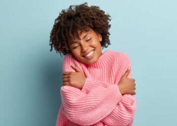 Dia Mundial do Amor: 11 livros  incríveis para aprender a se amar