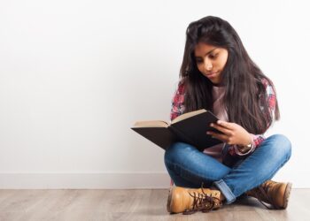 Que história é essa de ficção cristã?