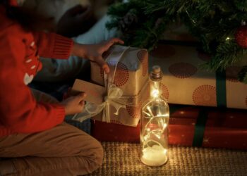 Três coisas para saber antes de   comprar brinquedos às crianças