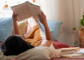 Férias em família: 6 livros para colocar a leitura em dia