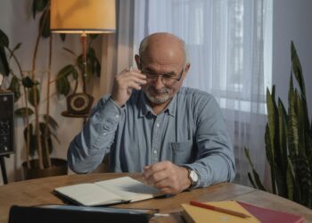 Trabalhar com arte no Brasil: ainda vale a pena?