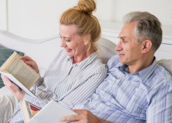 A enigmática senhora dos olhos amarelos