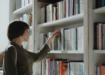 Como o hábito da leitura pode ajudar a democracia?