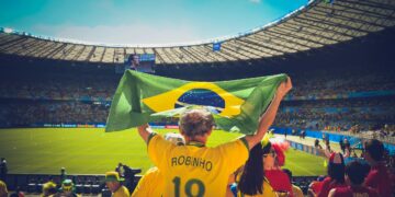 Copa do Mundo faz cérebro de torcedores “entrar em sintonia”, aponta ciência