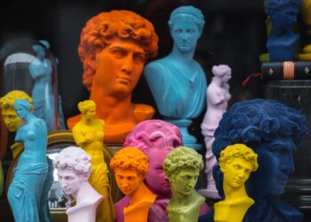 Como a ciência explica a importância da arte para a sociedade?