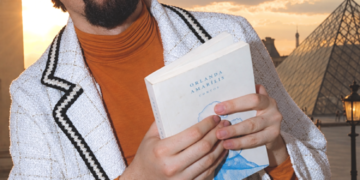 Qual é o papel da narrativa literária na reflexão ética sobre a alteridade?